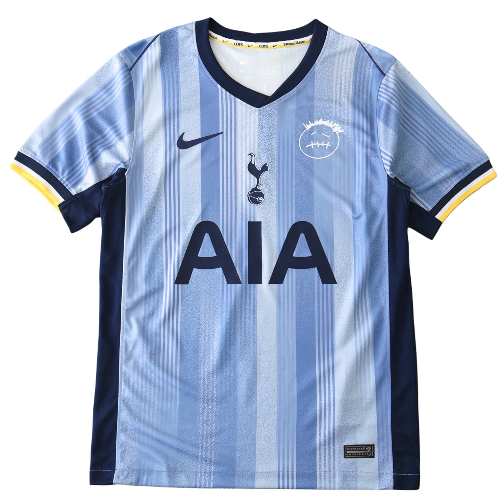 טוטנהאם ספיישל אדישן טראביס סקוט