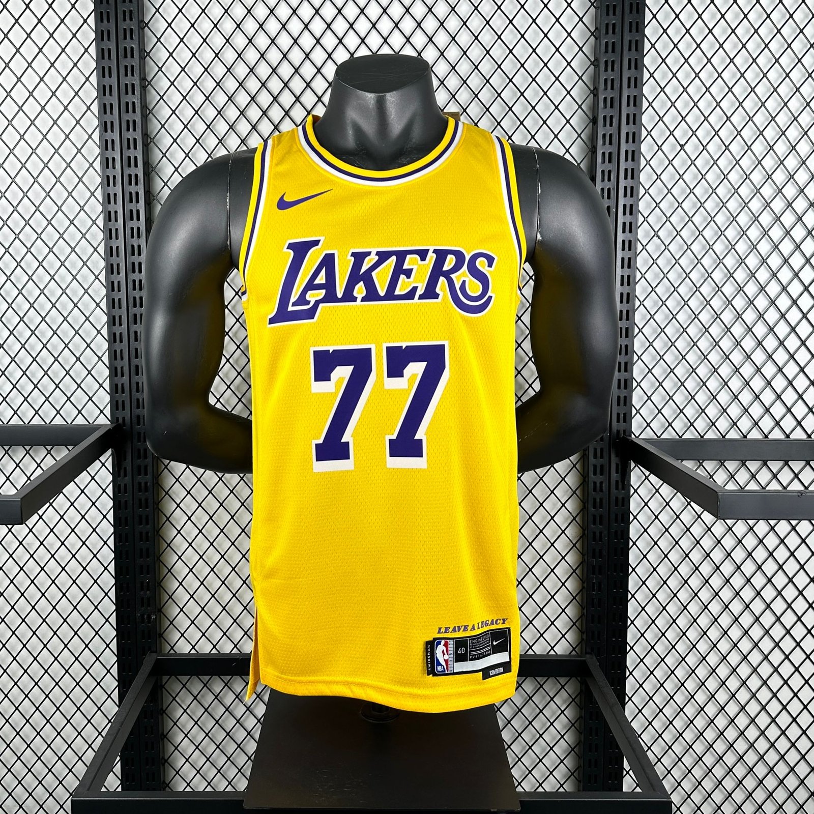 לוס אנג'לס לייקרס – סטייטמנט אדישן